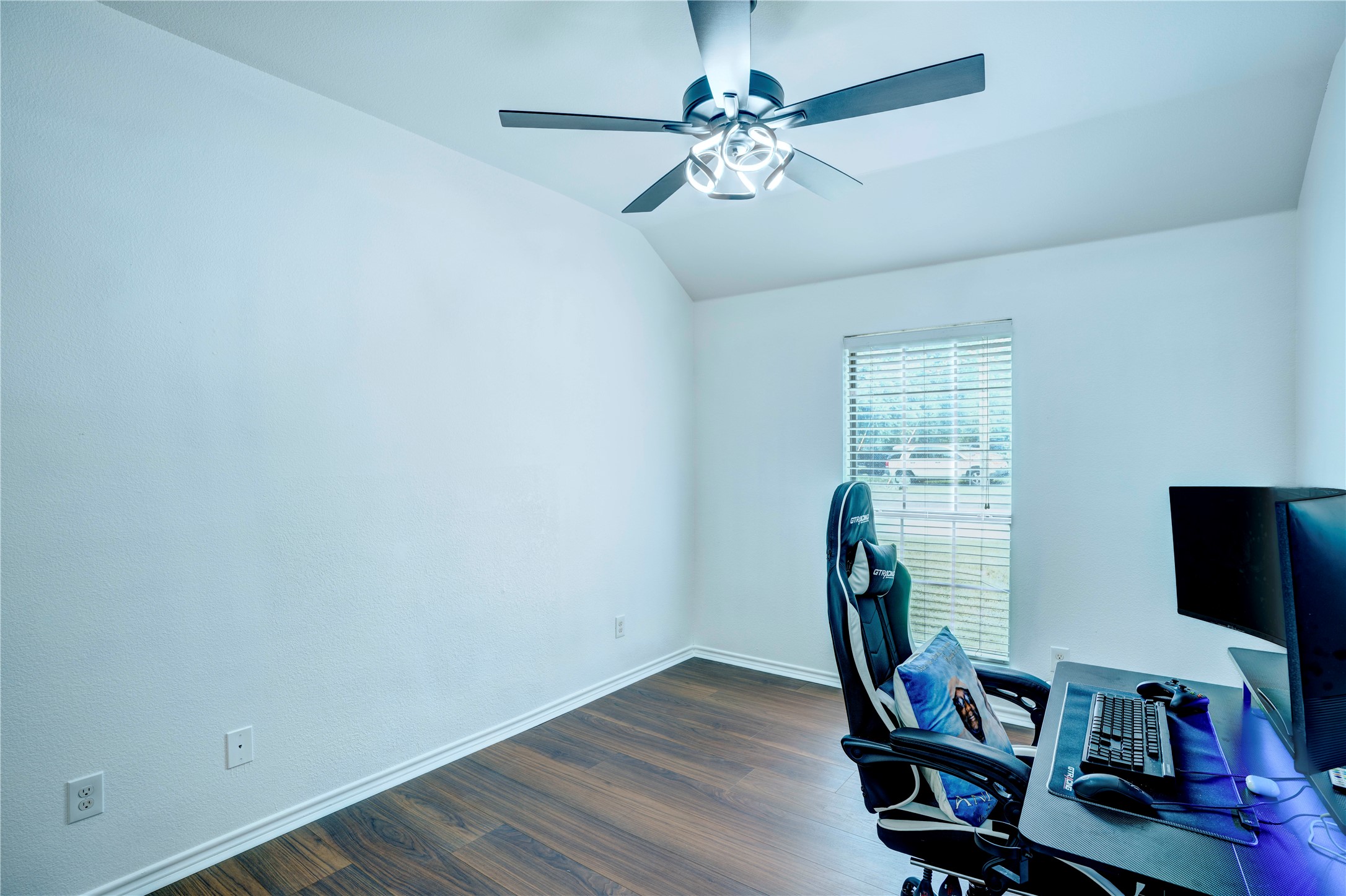 3101 Angle Avenue Fort Worth TX 76106