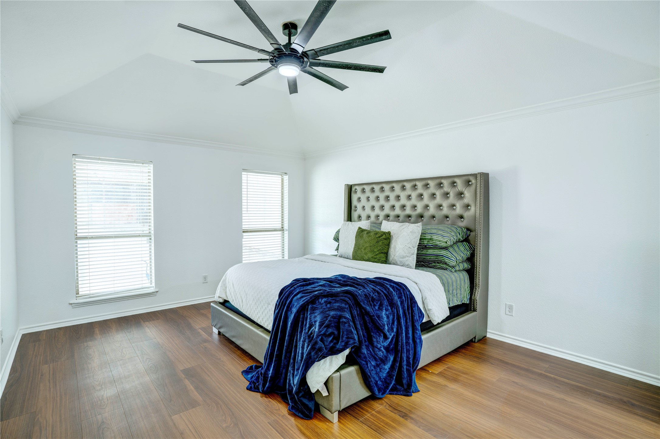 3101 Angle Avenue Fort Worth TX 76106