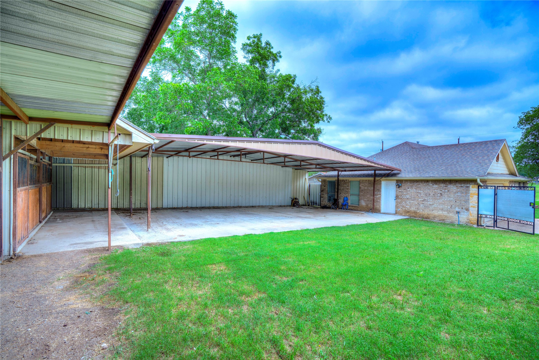 3101 Angle Avenue Fort Worth TX 76106