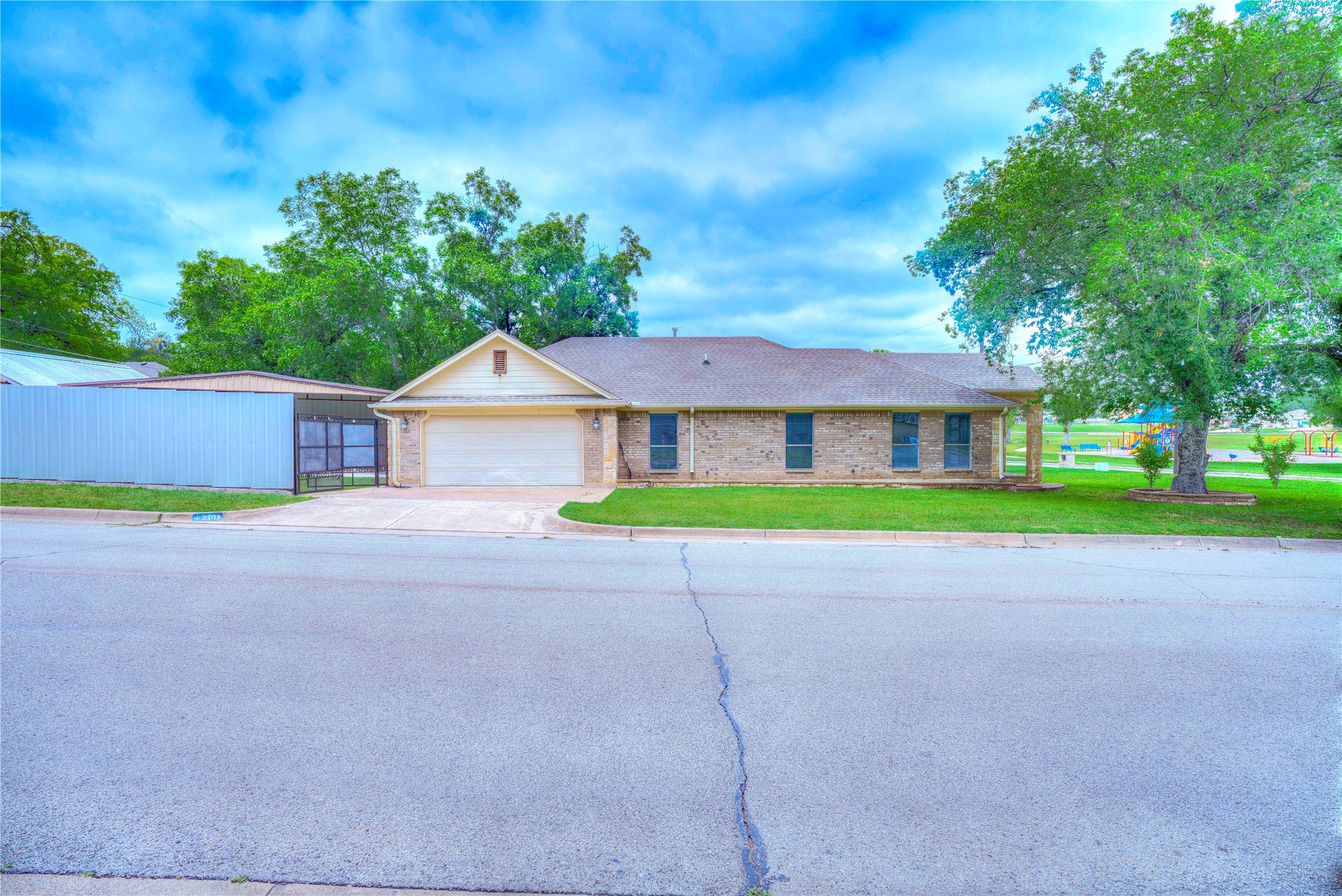 3101 Angle Avenue Fort Worth TX 76106