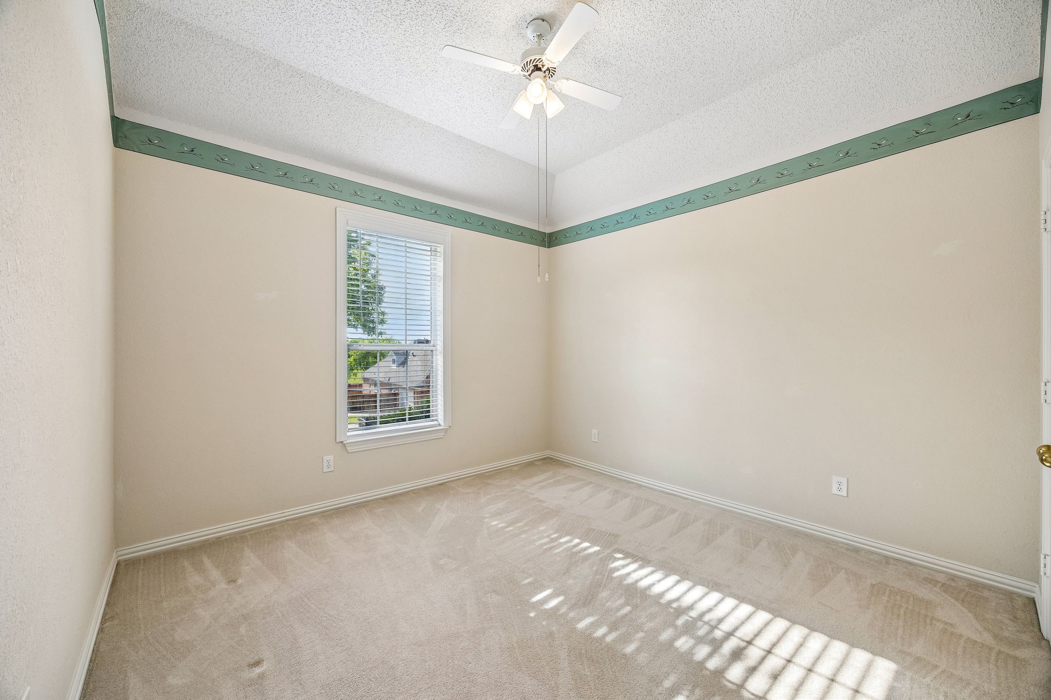 6602 Lynch Lane Garland TX 75044