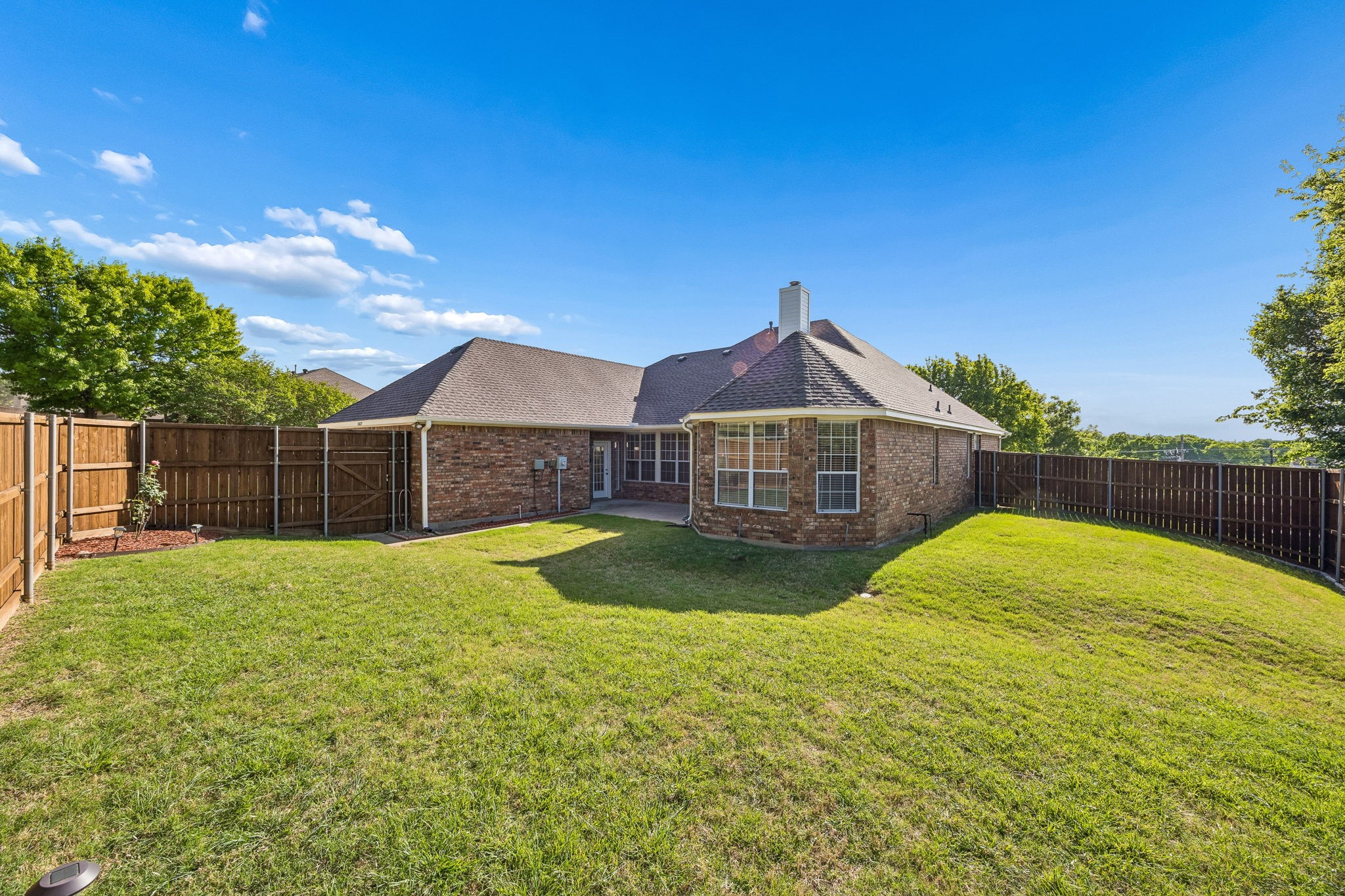 6602 Lynch Lane Garland TX 75044
