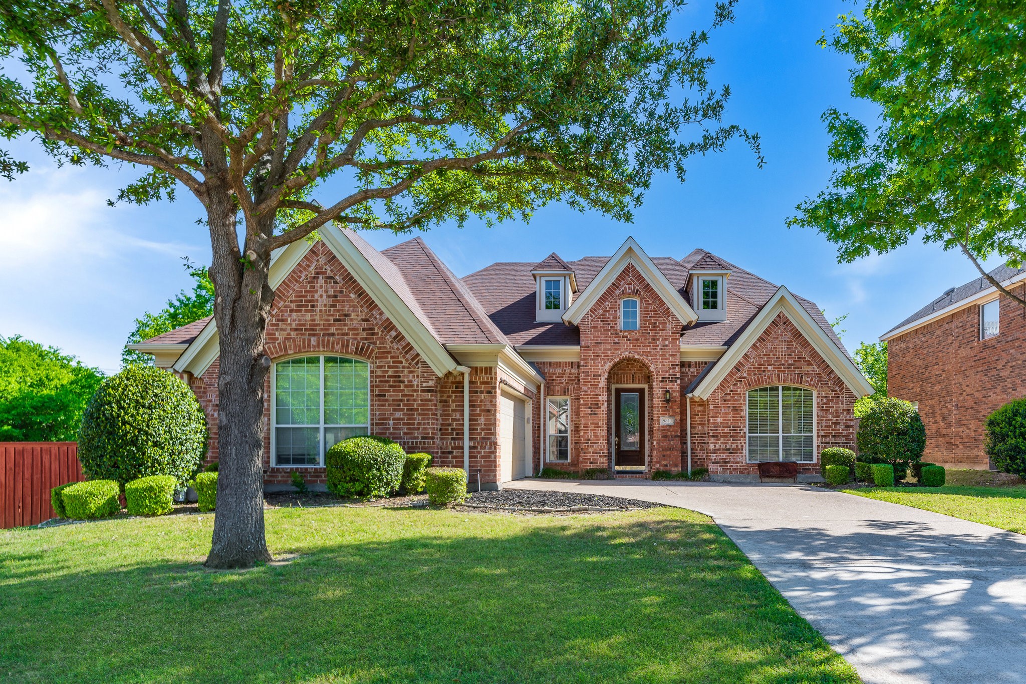 9813 Forest Hill Court Rowlett TX 75089