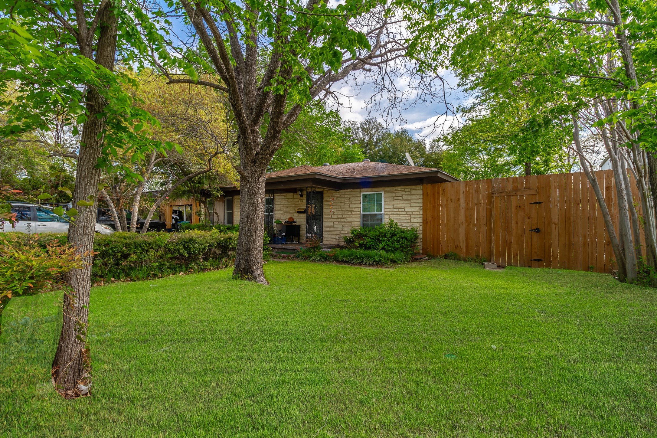 417 Athenia Drive Fort Worth TX 76114
