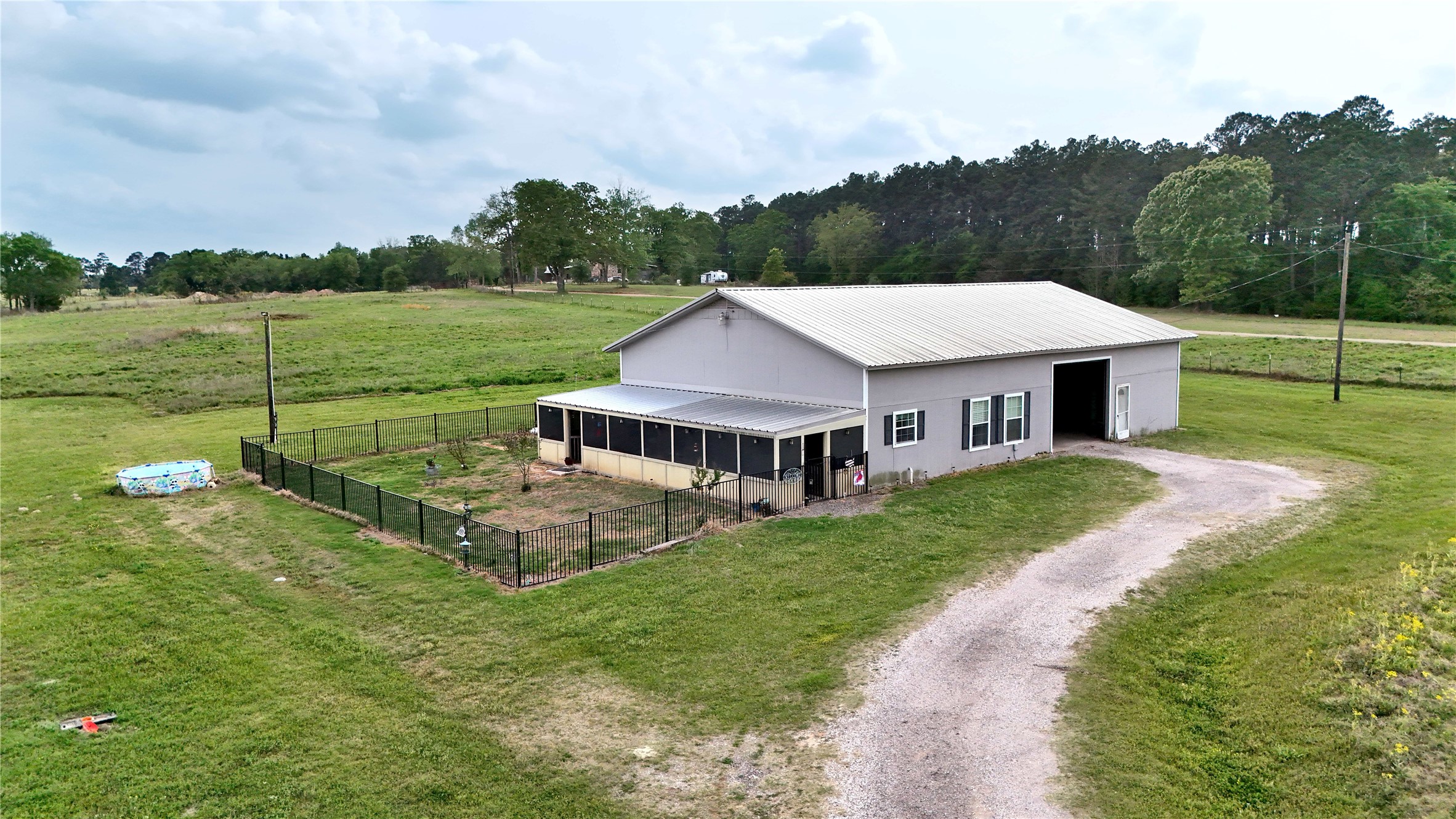 9474 Fm 804 Larue TX 75770