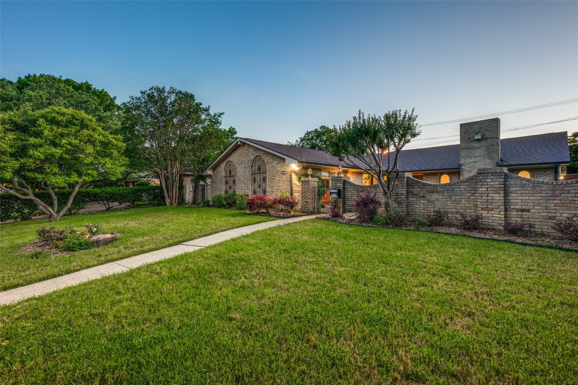 5111 Creighton Drive Dallas TX 75214