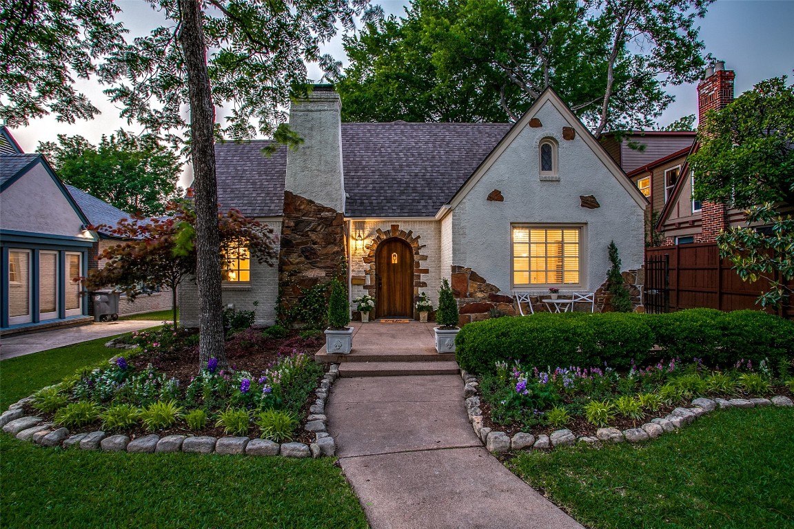 5411 Monticello Avenue Dallas TX 75206