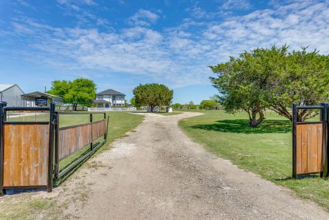 8112 Godley Road Granbury TX 76049