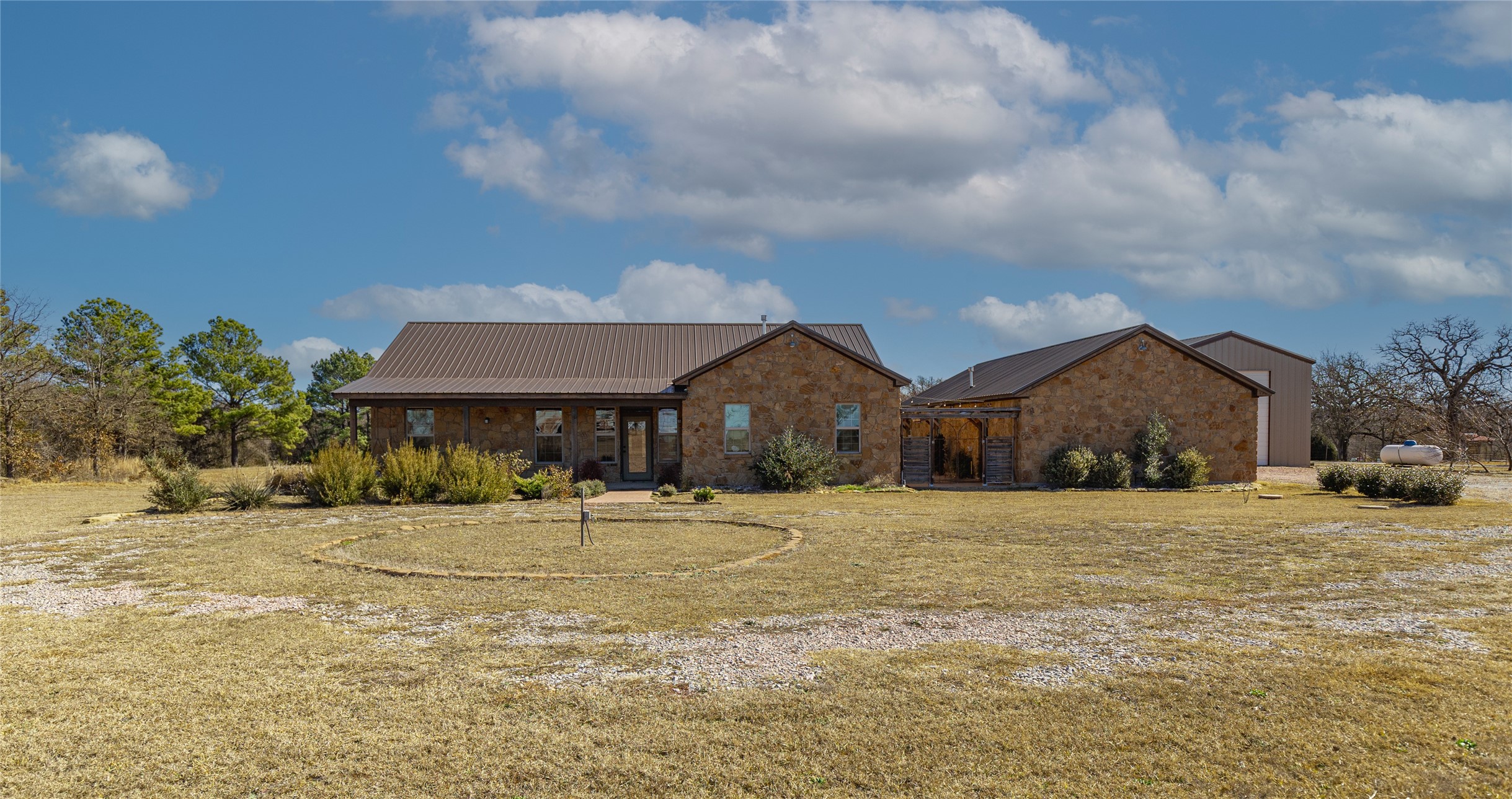 1433 County Road 1180 Decatur TX 76234