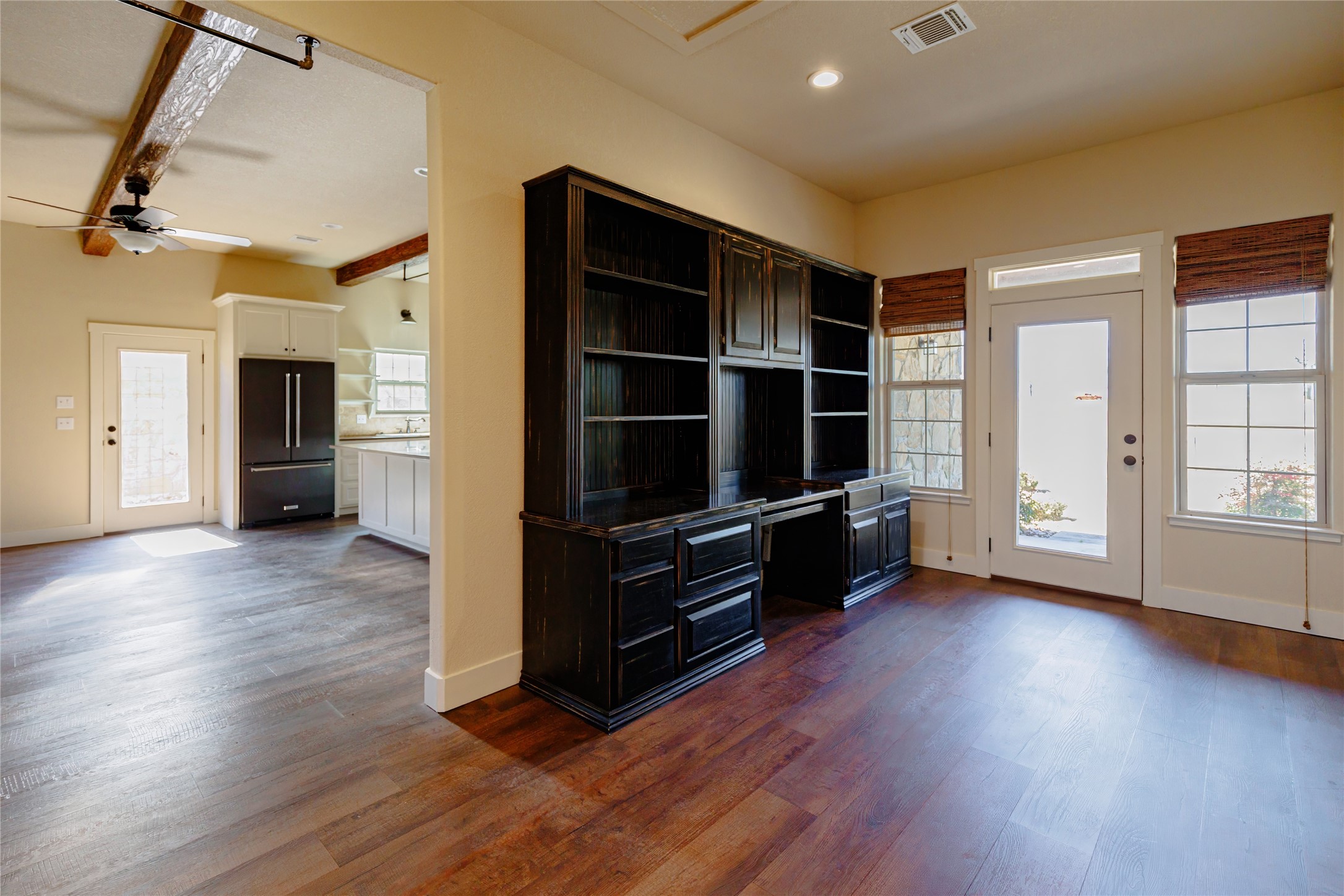 1433 County Road 1180 Decatur TX 76234