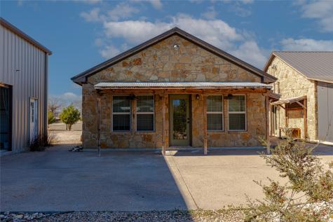 1433 County Road 1180 Decatur TX 76234