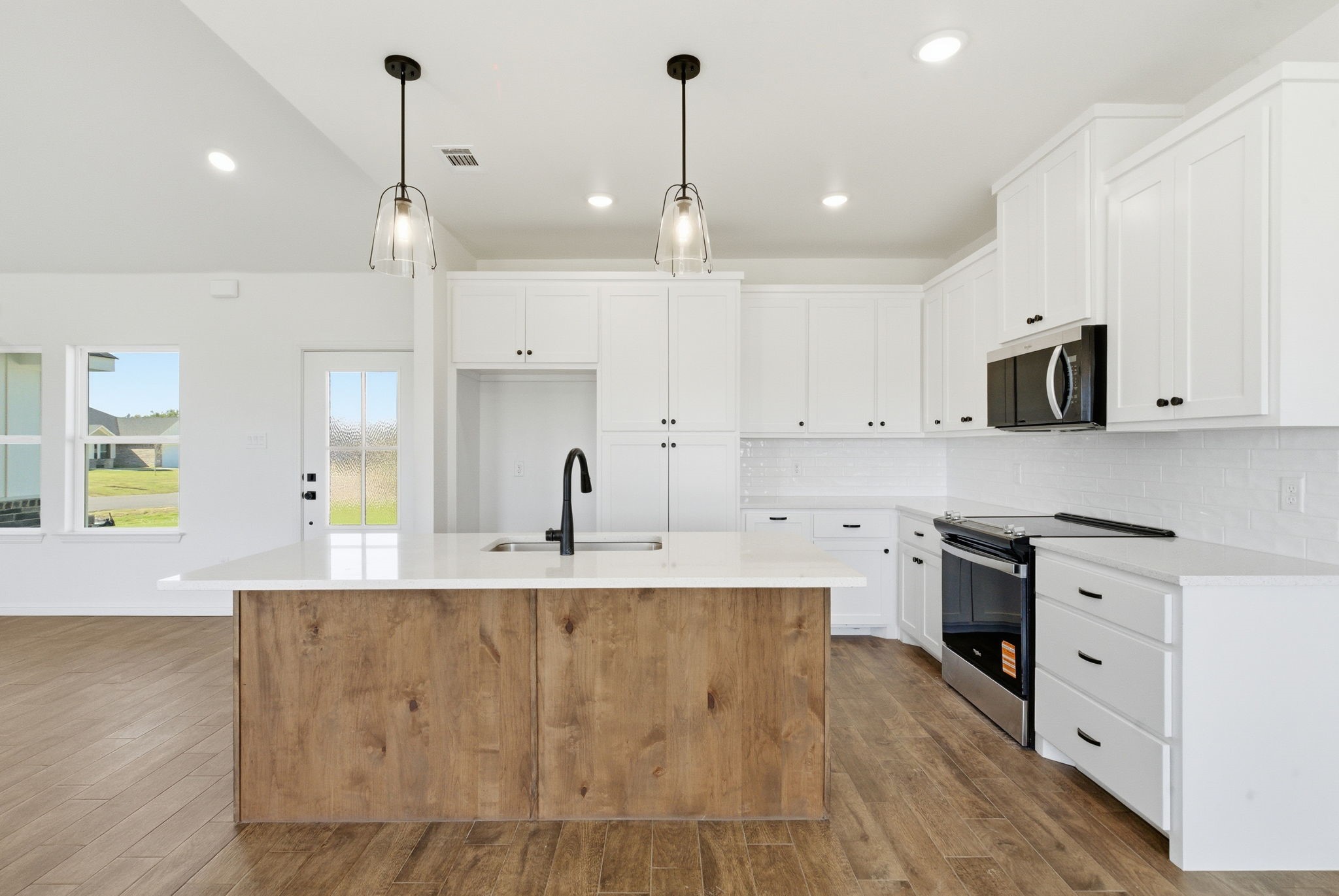 141 Zaragosa Drive Lipan TX 76462