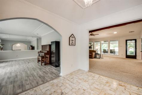 1610 Camelot Street Grand Prairie TX 75050