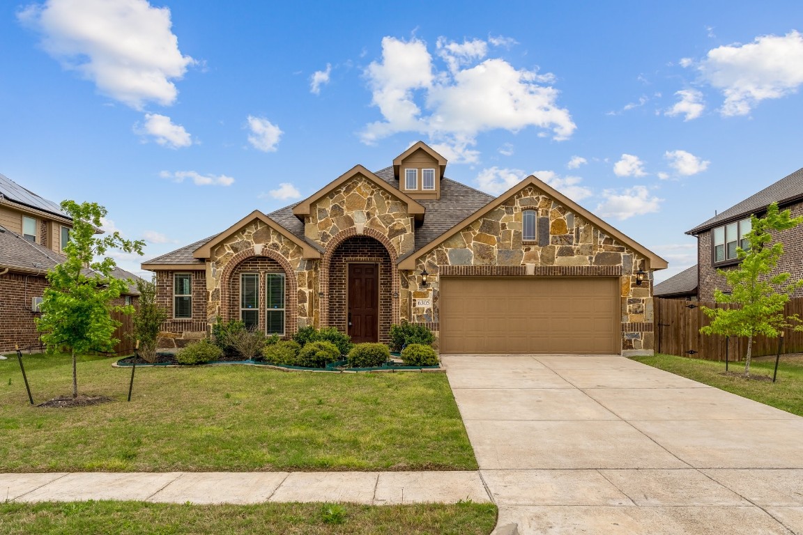 6305 Sudbury Lane Mesquite TX 75181