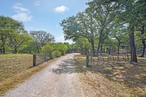 302 Shady Lane Weatherford TX 76085