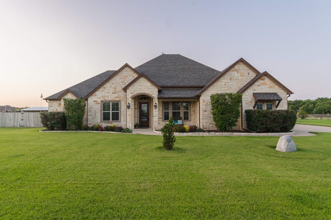 149 Oakwood Creek Lane Weatherford TX 76088