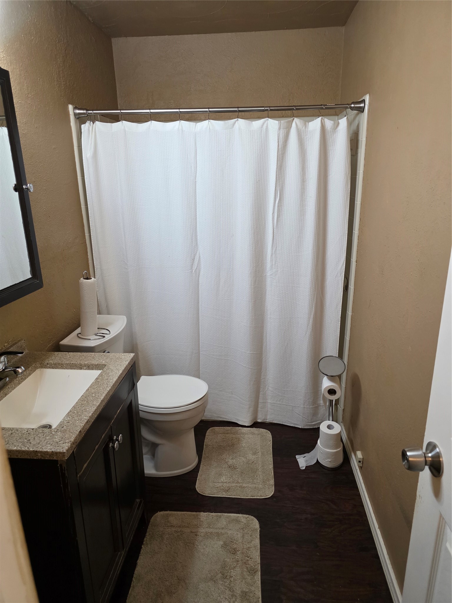 1003 Quincy Circle Garland TX 75040