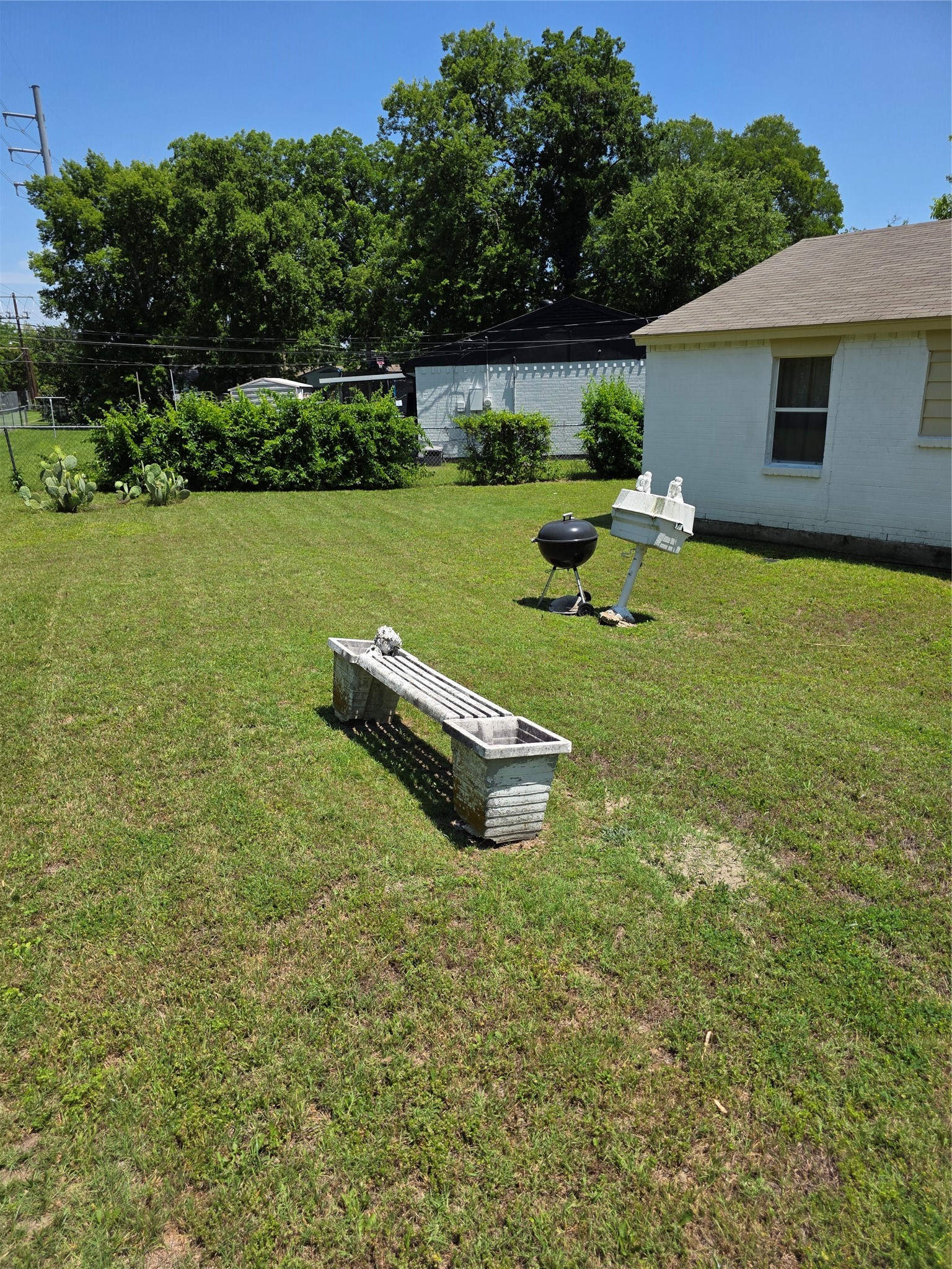 1003 Quincy Circle Garland TX 75040