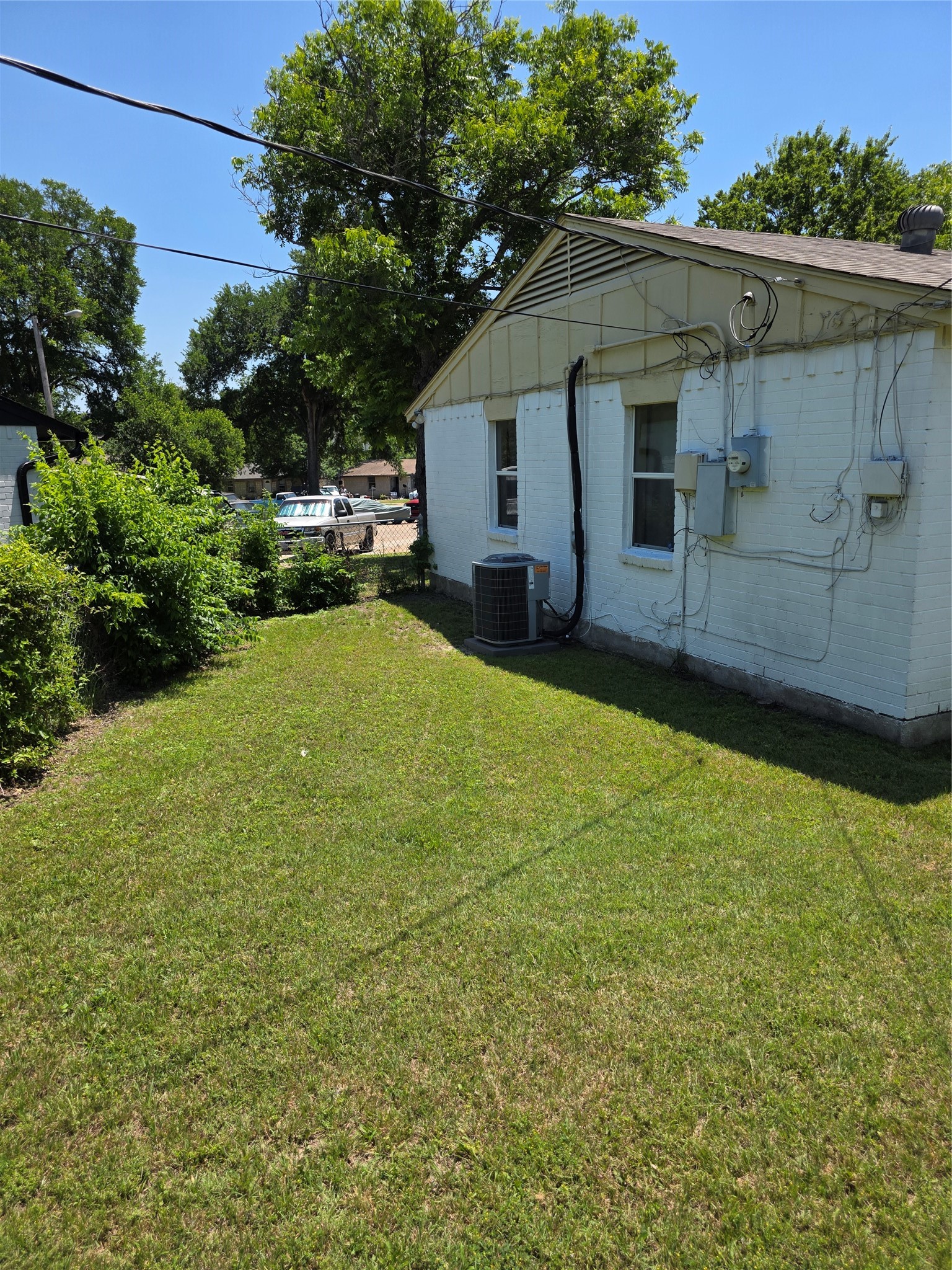 1003 Quincy Circle Garland TX 75040