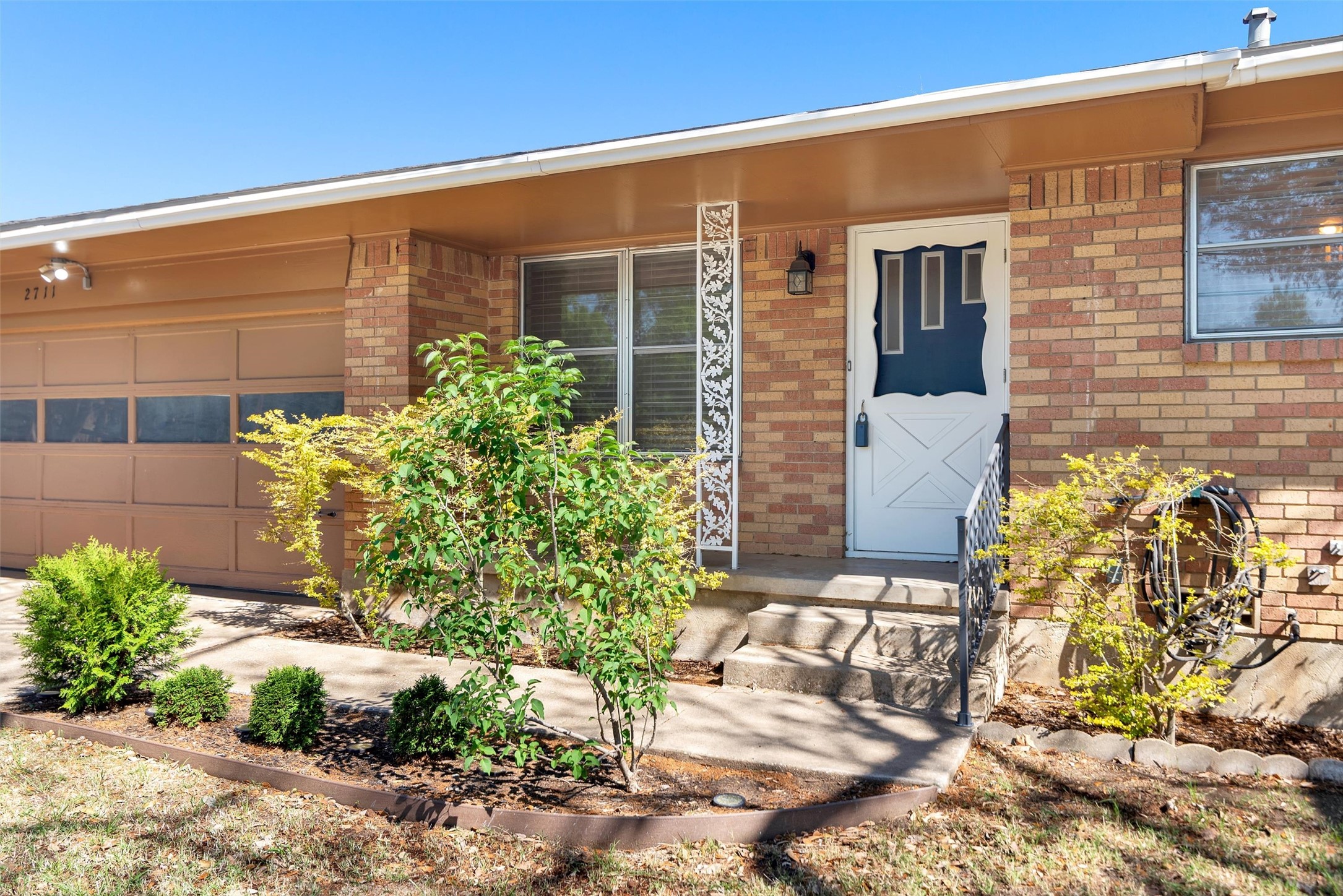 2711 W Morton Street Denison TX 75020