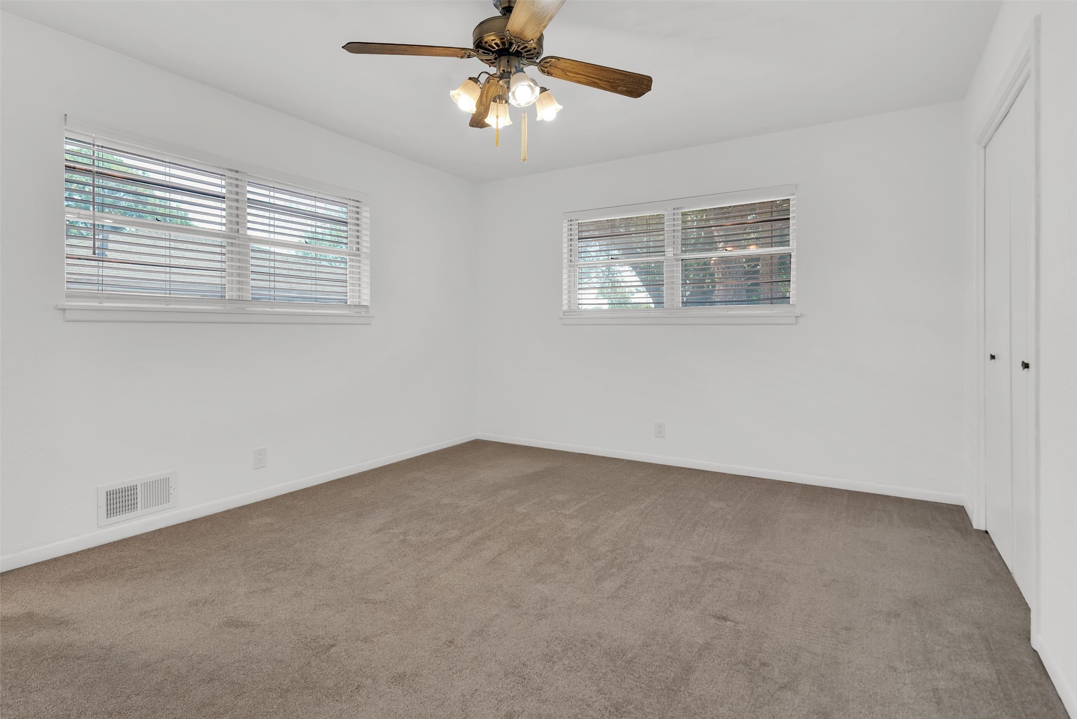 2711 W Morton Street Denison TX 75020