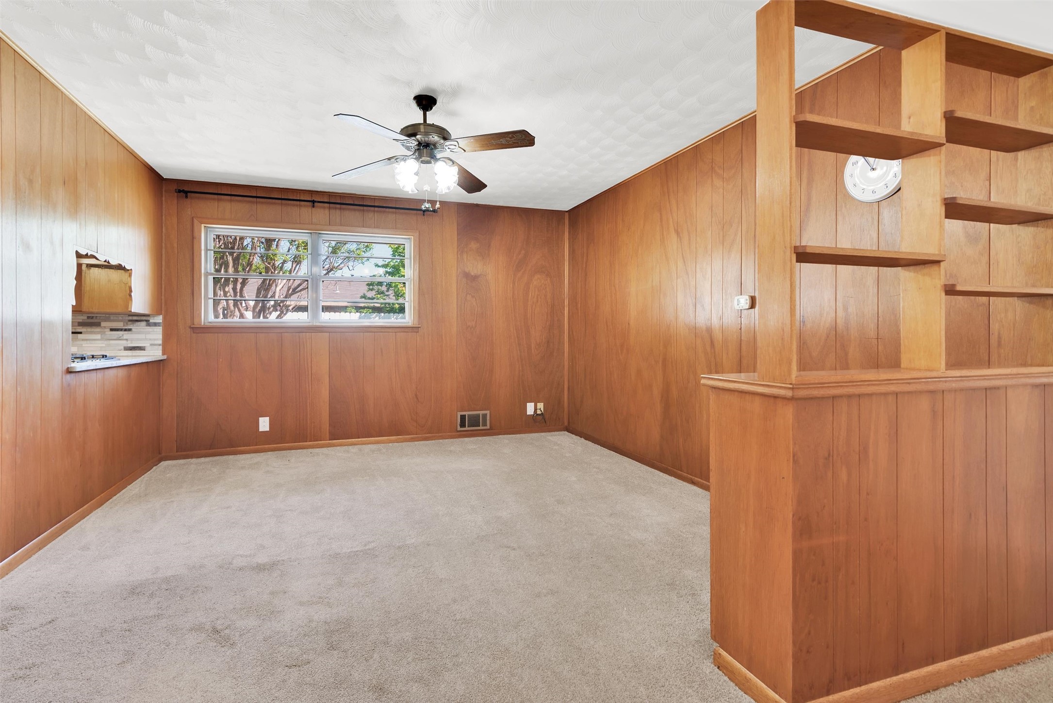2711 W Morton Street Denison TX 75020