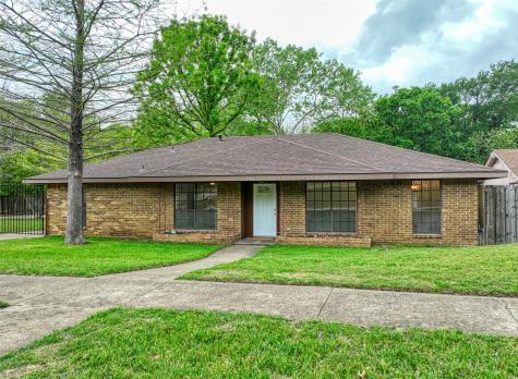 306 Larry Drive Duncanville TX 75137
