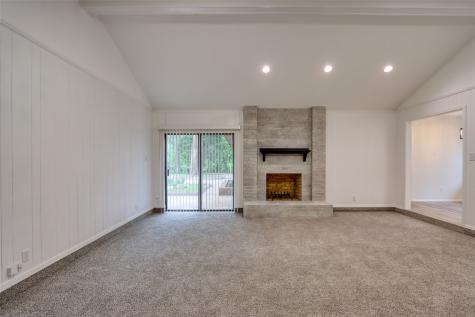 306 Larry Drive Duncanville TX 75137