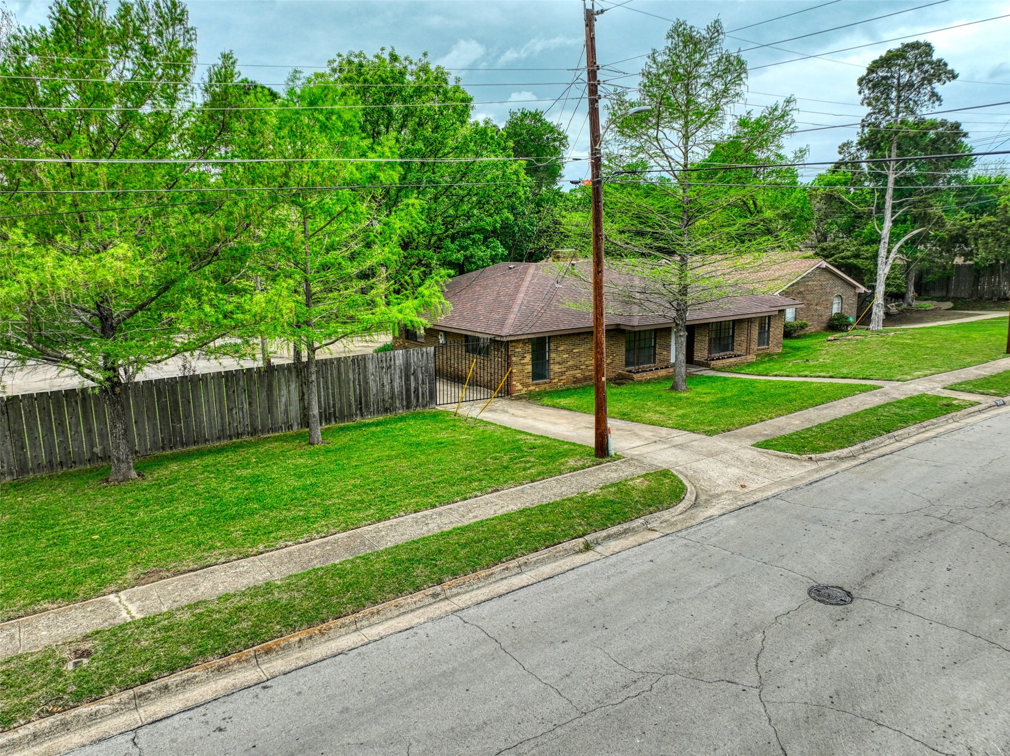306 Larry Drive Duncanville TX 75137