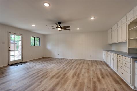 306 Larry Drive Duncanville TX 75137