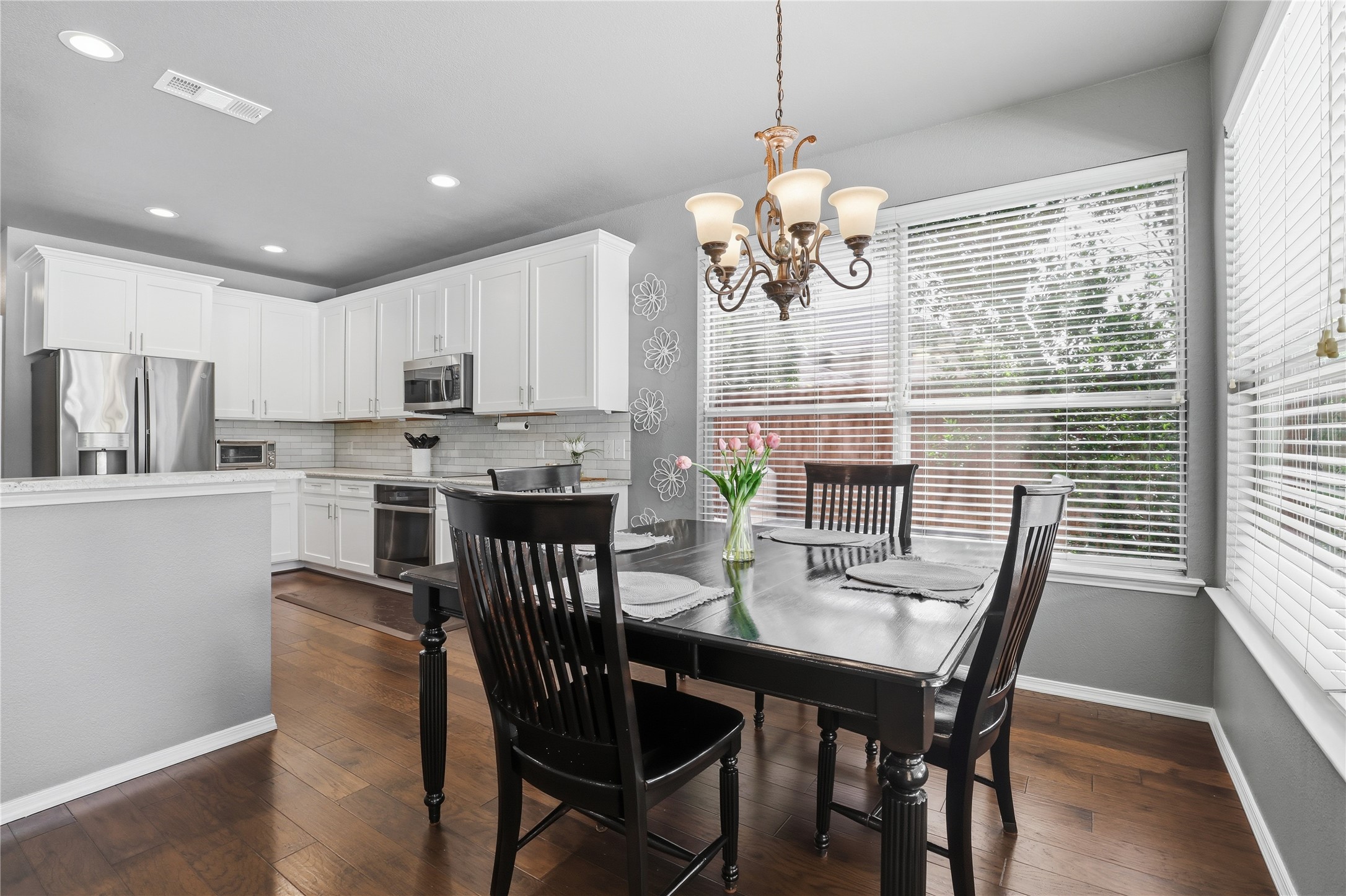 2455 Whispering Breeze Drive Grand Prairie TX 75050