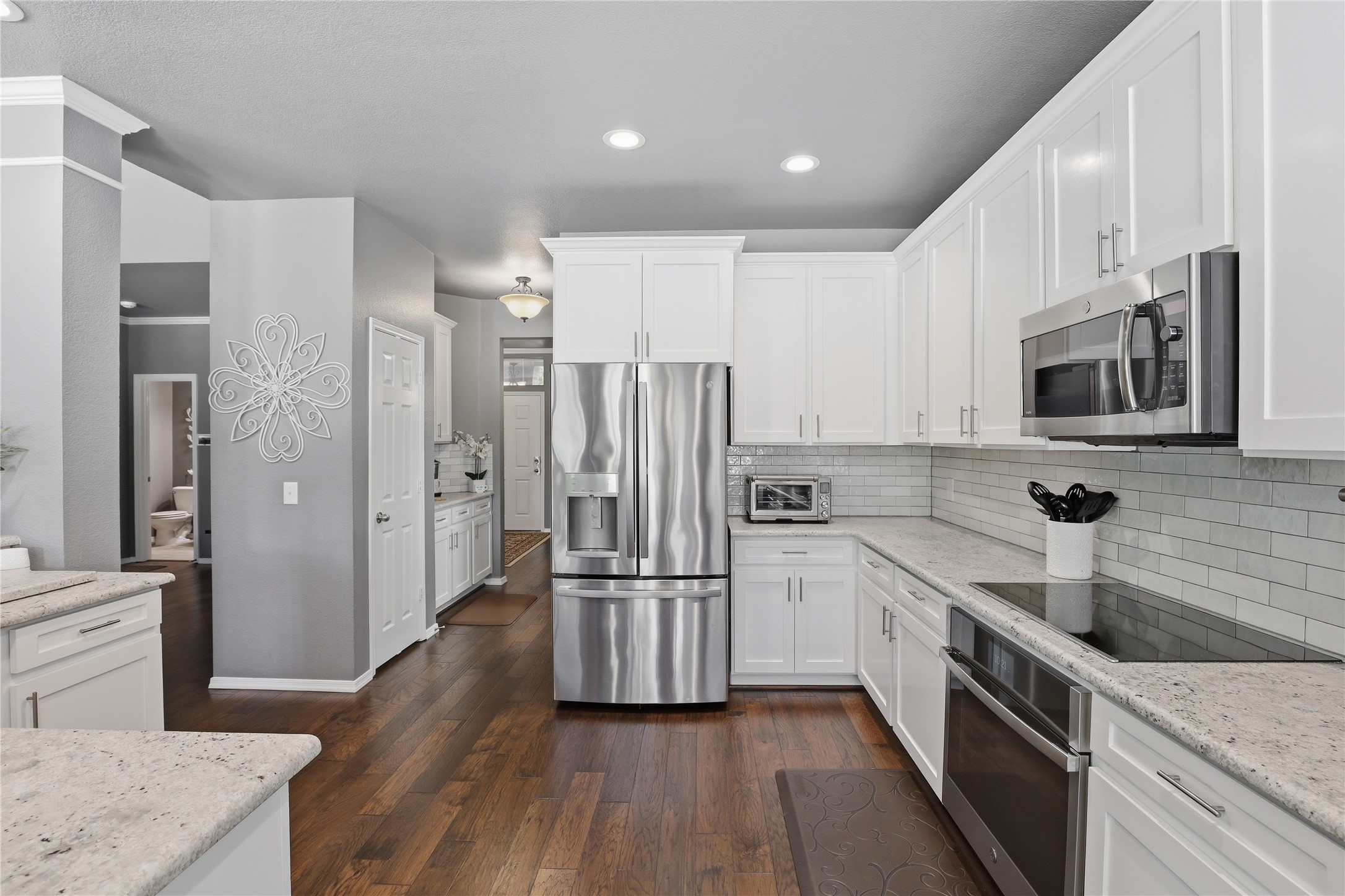 2455 Whispering Breeze Drive Grand Prairie TX 75050