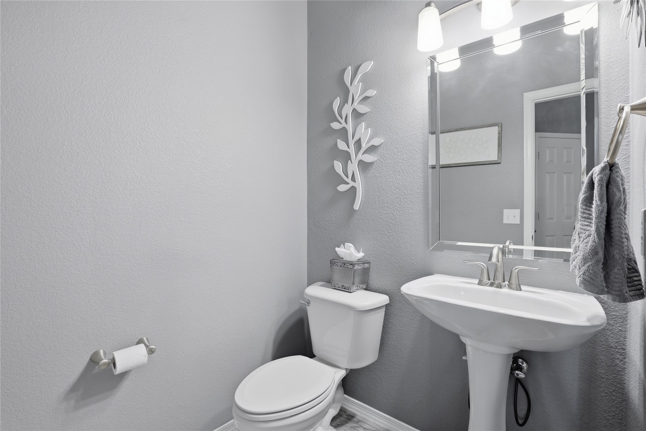 2455 Whispering Breeze Drive Grand Prairie TX 75050