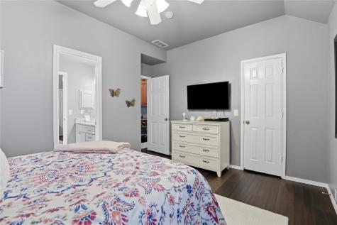 2455 Whispering Breeze Drive Grand Prairie TX 75050