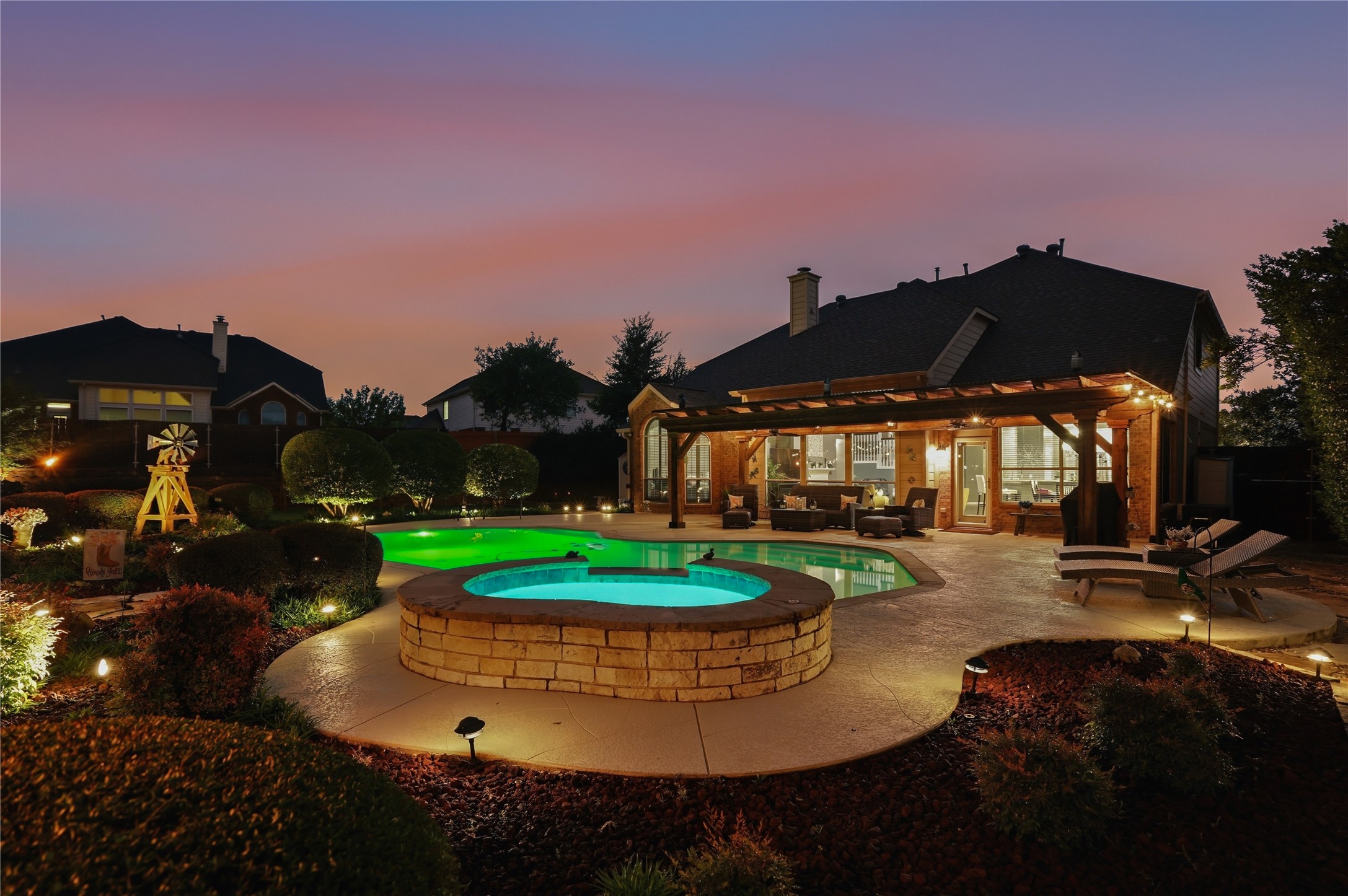 2455 Whispering Breeze Drive Grand Prairie TX 75050