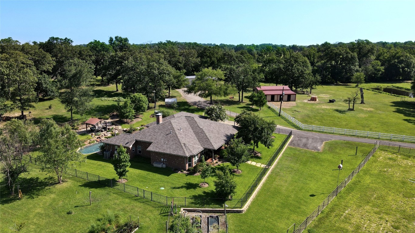 10931 County Road 3819 Athens TX 75752