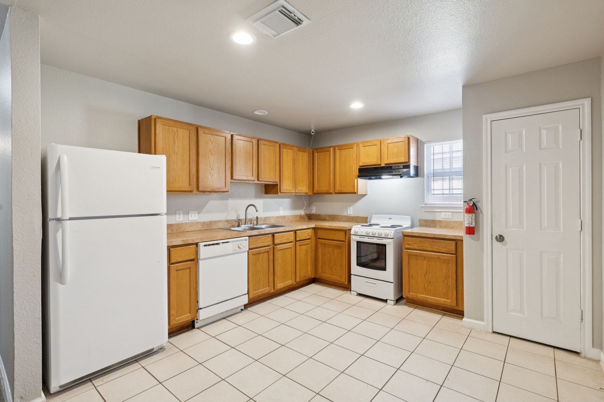 2710 Silkwood Street Dallas TX 75215
