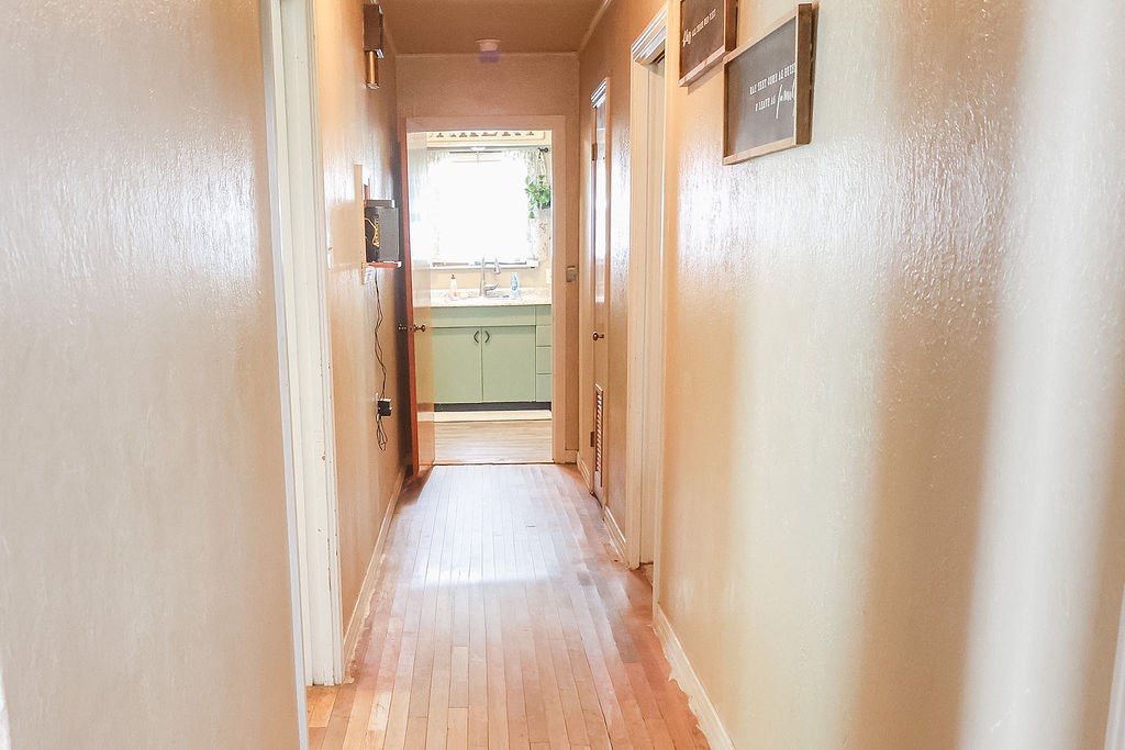 725 S Austin Street De Leon TX 76444