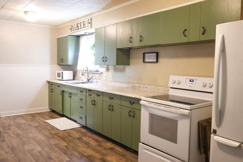 725 S Austin Street De Leon TX 76444