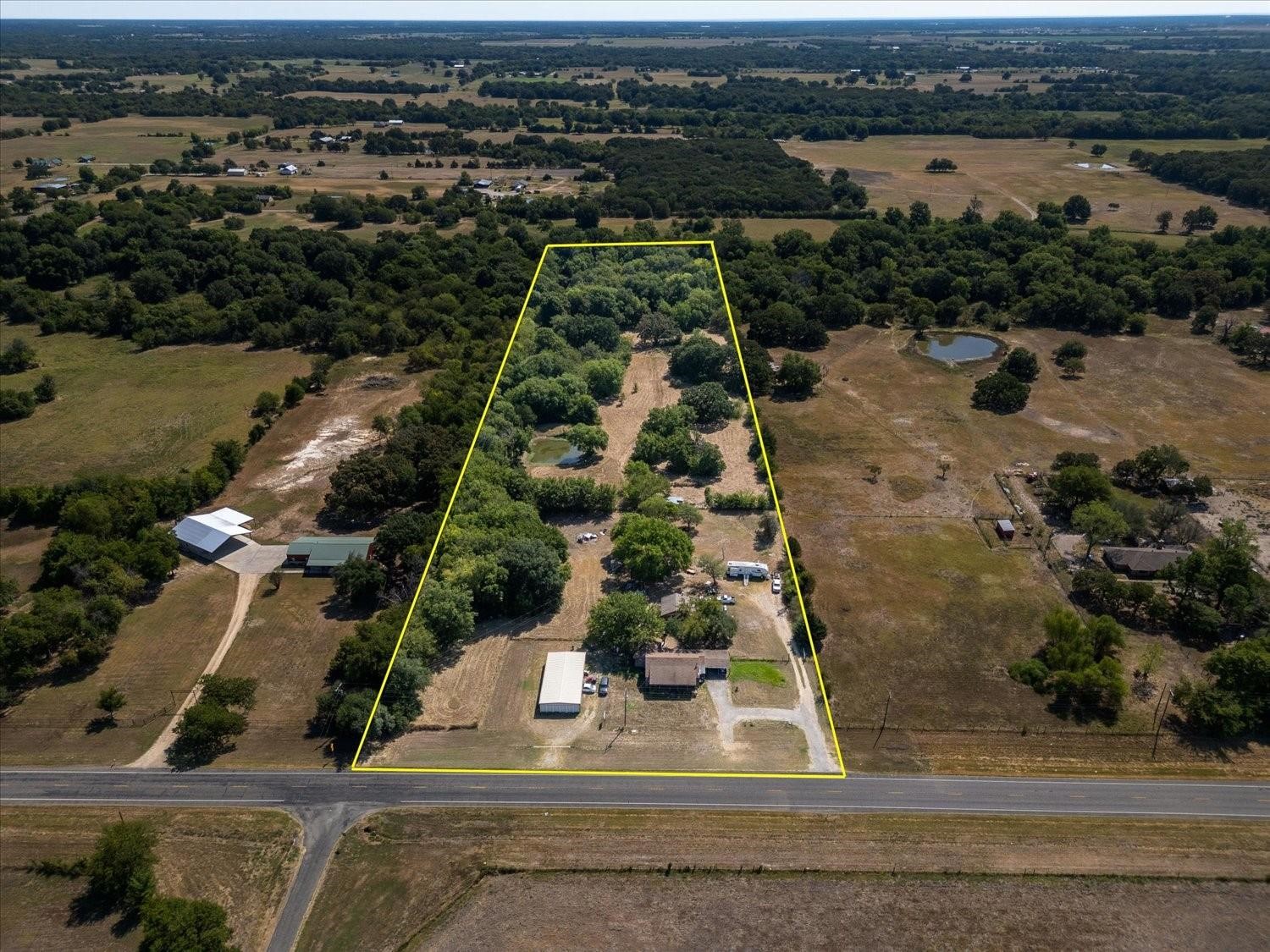 7513 Highway 34 Wolfe City TX 75496