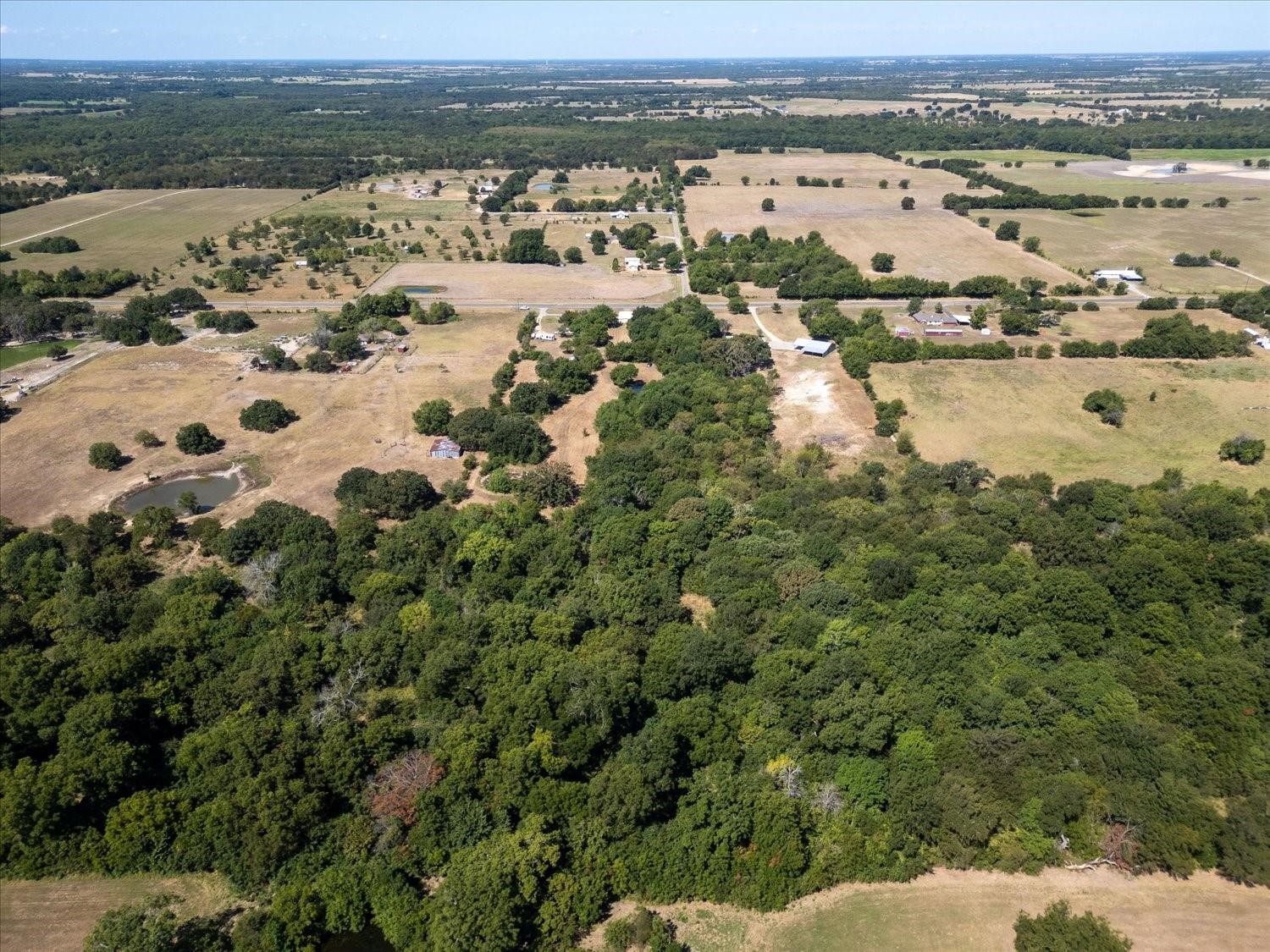 7513 Highway 34 Wolfe City TX 75496