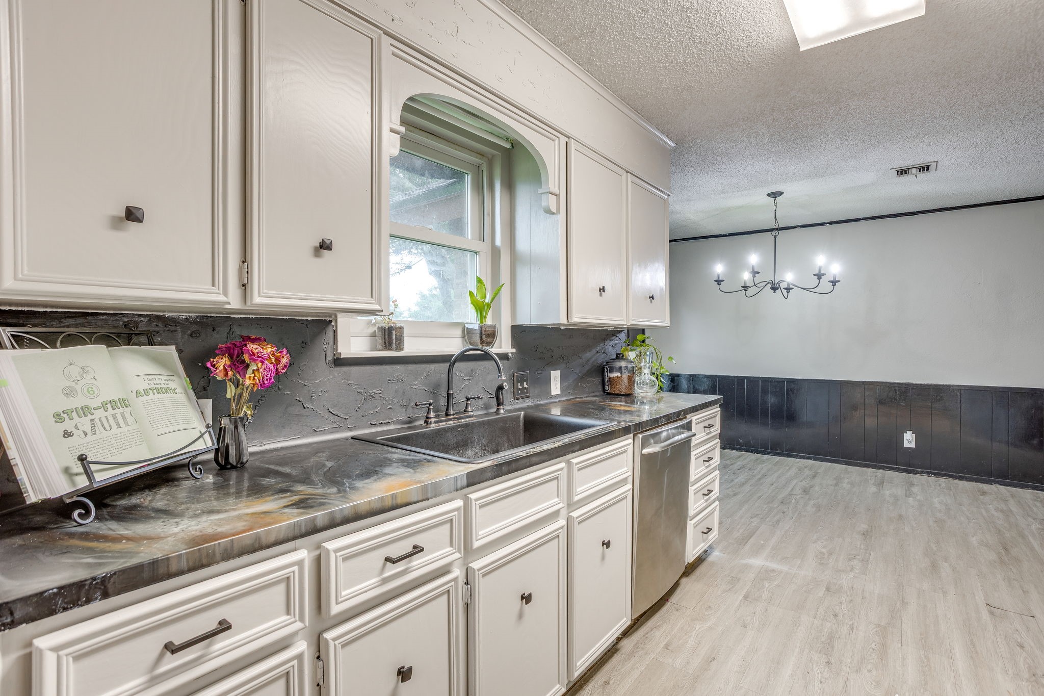 116 N Old Temple Road Hewitt TX 76643