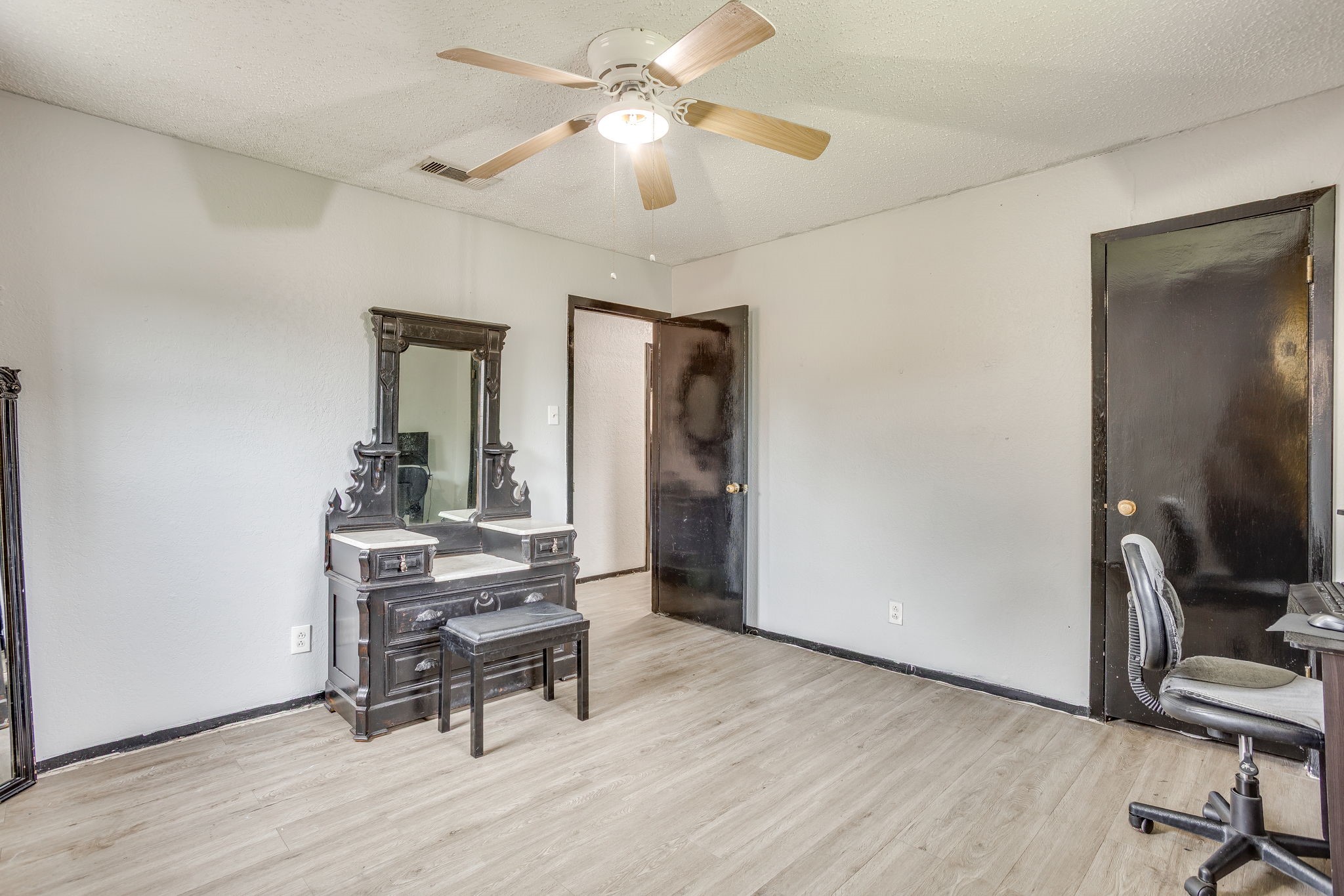 116 N Old Temple Road Hewitt TX 76643