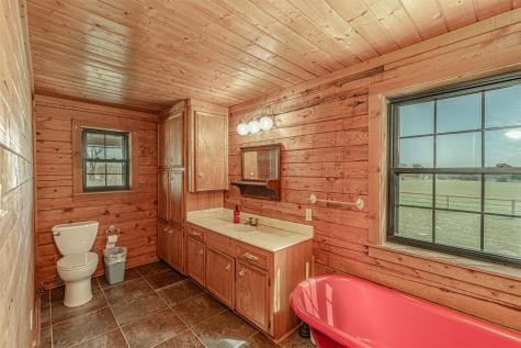 198 Vz County Road 4311 Ben Wheeler TX 75754