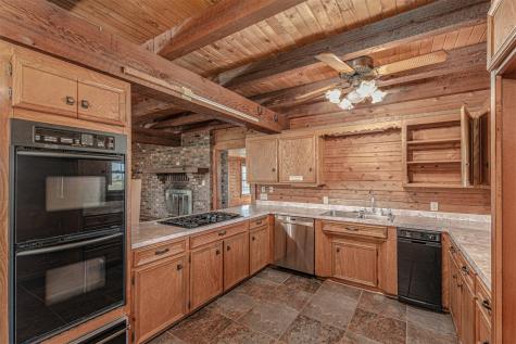 198 Vz County Road 4311 Ben Wheeler TX 75754