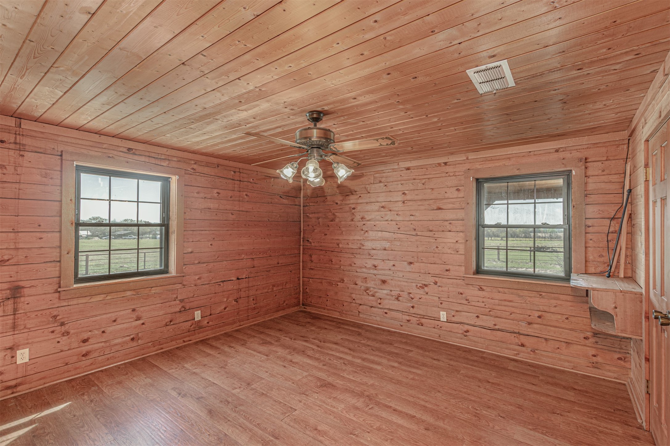 198 Vz County Road 4311 Ben Wheeler TX 75754