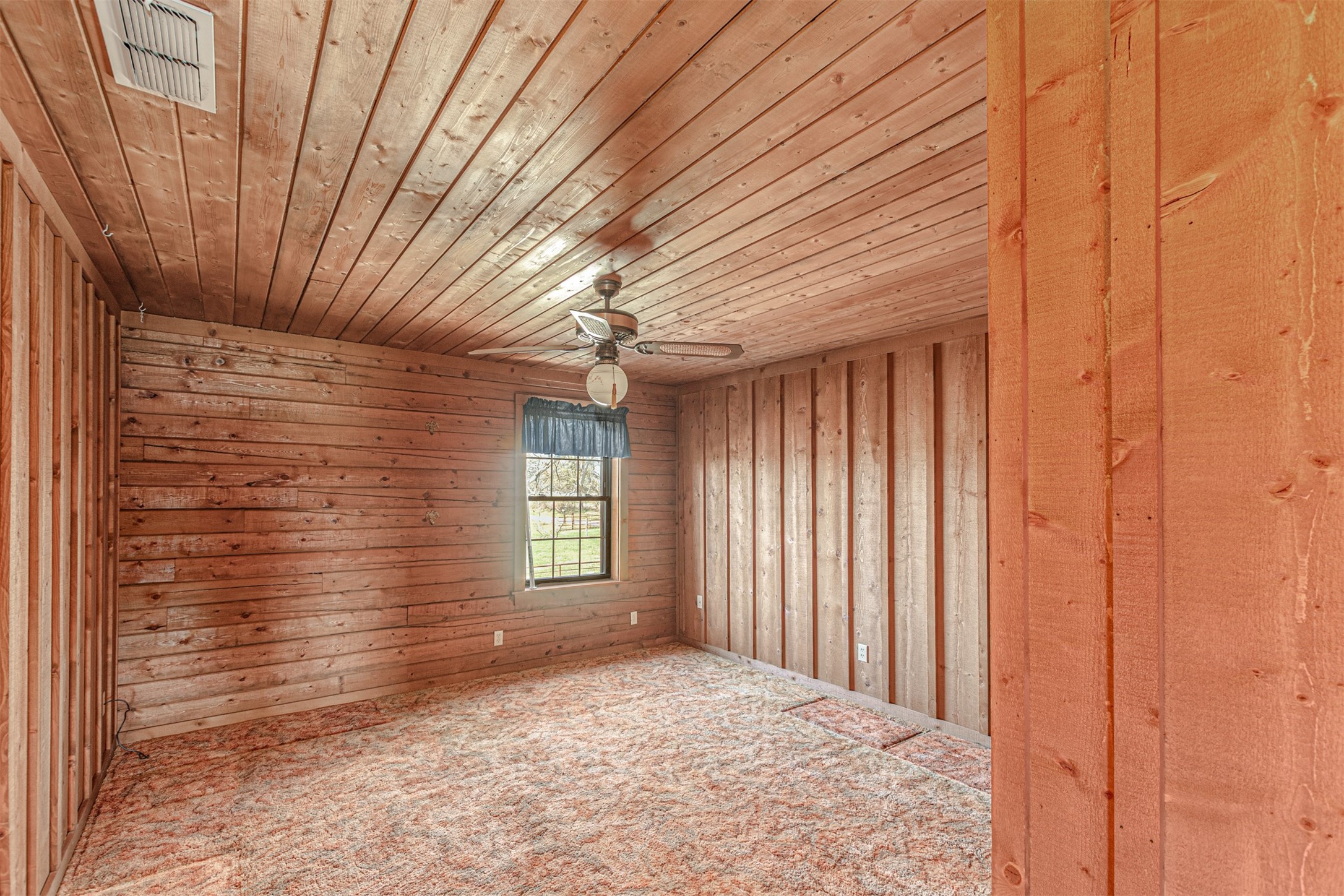 198 Vz County Road 4311 Ben Wheeler TX 75754