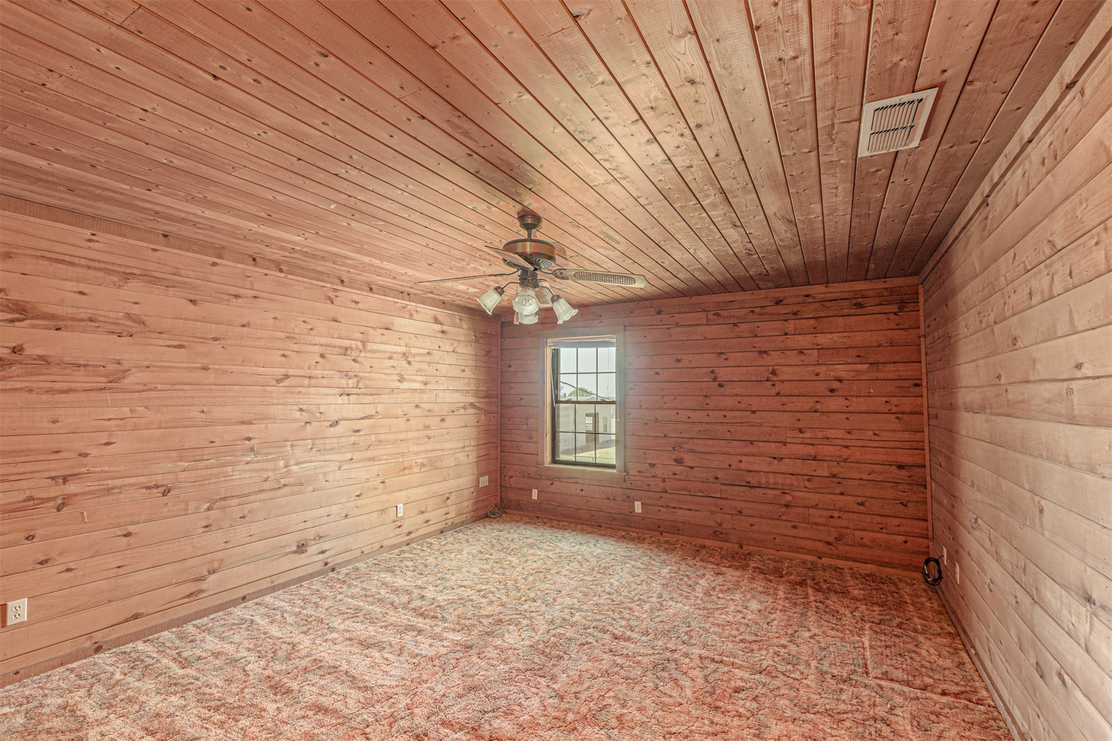 198 Vz County Road 4311 Ben Wheeler TX 75754