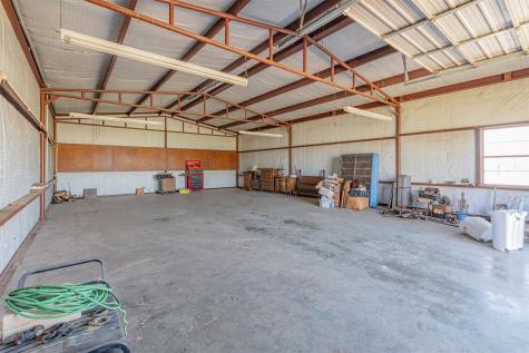 198 Vz County Road 4311 Ben Wheeler TX 75754