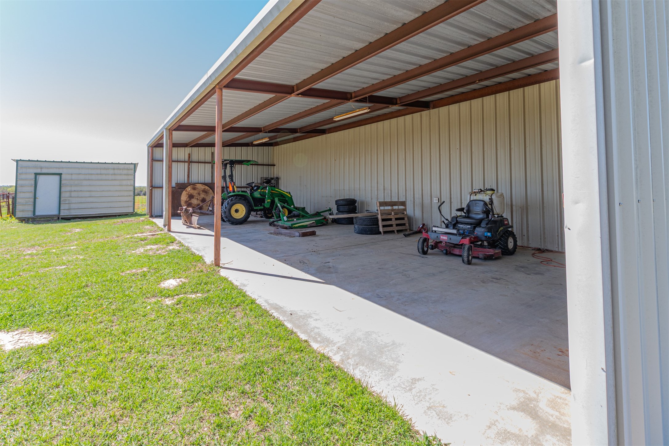 198 Vz County Road 4311 Ben Wheeler TX 75754